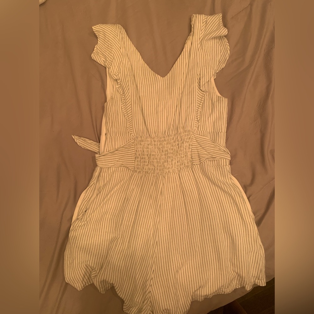 Guess romper - Picture 2 of 6